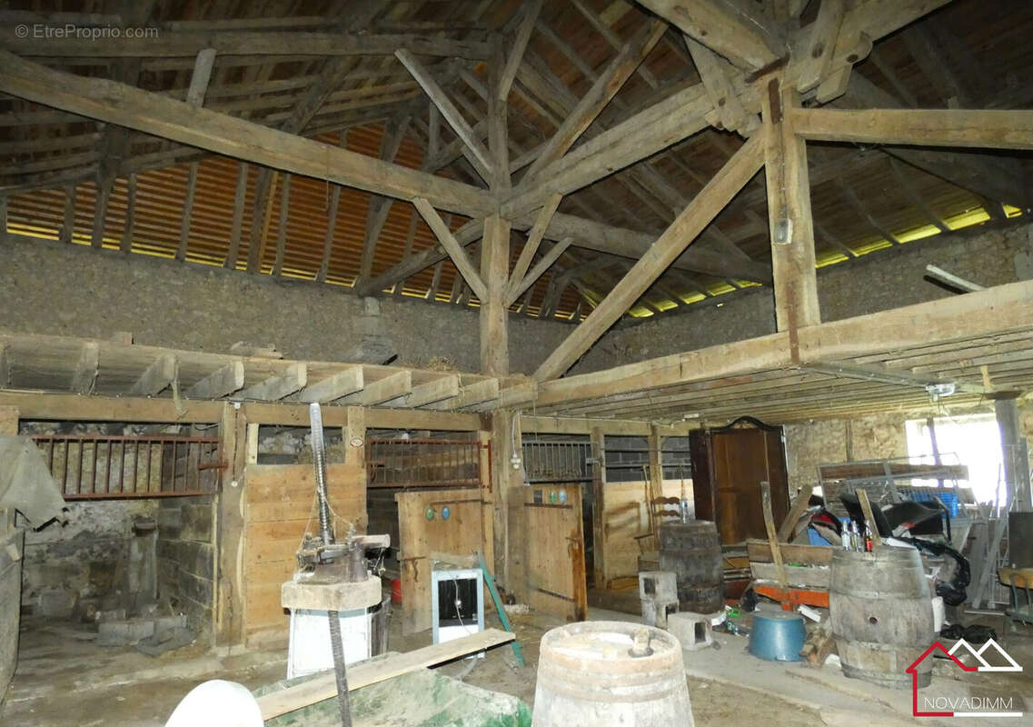 Maison à SAINT-PRIVAT-DES-PRES