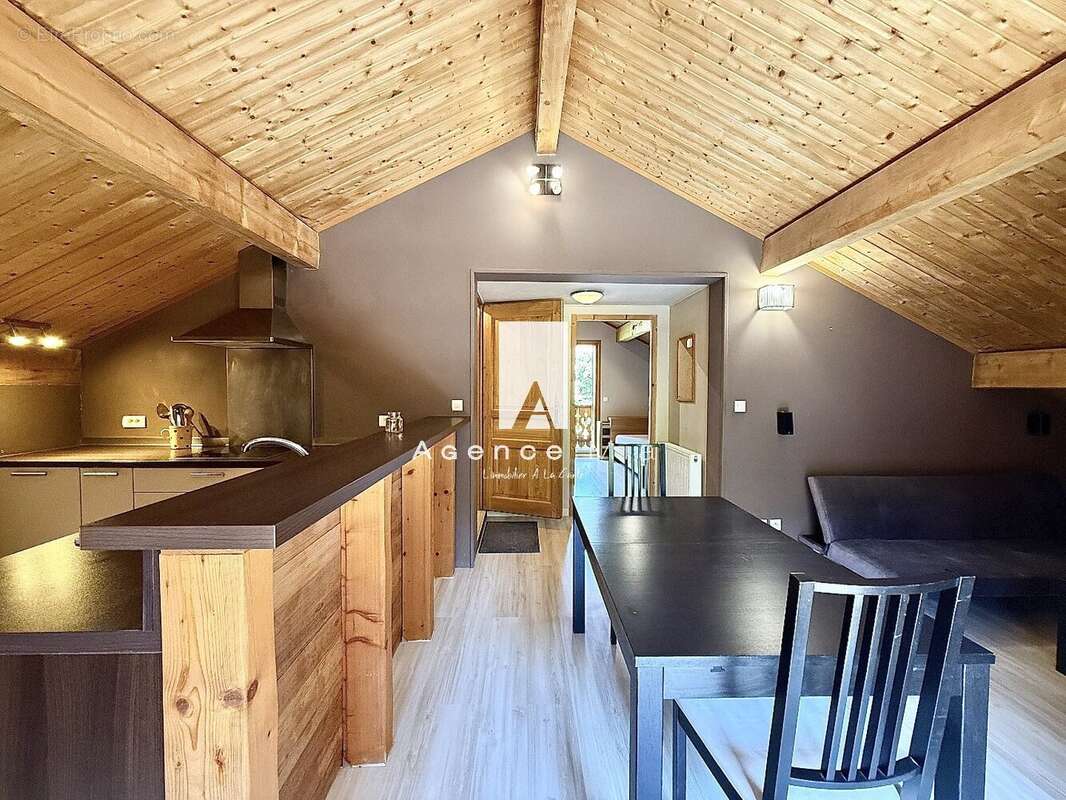 LULLIN CENTRE  Chalet rare à la vente - photo 10