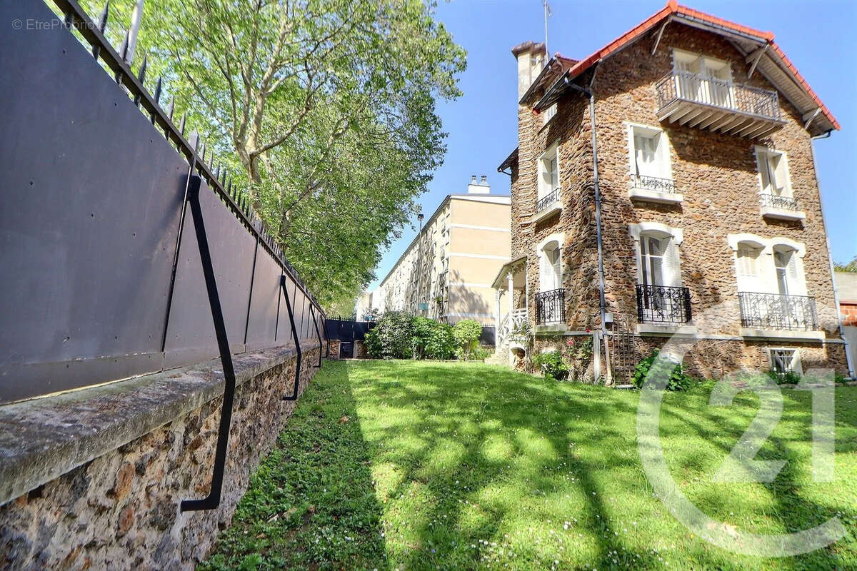 Maison à AULNAY-SOUS-BOIS