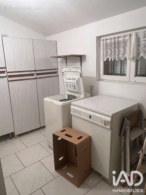 Maison 88 m² à Cazaubon  - photo 8