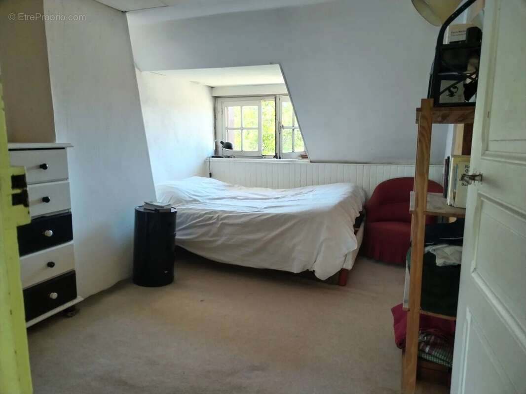 Maison à NANTEAU-SUR-LUNAIN