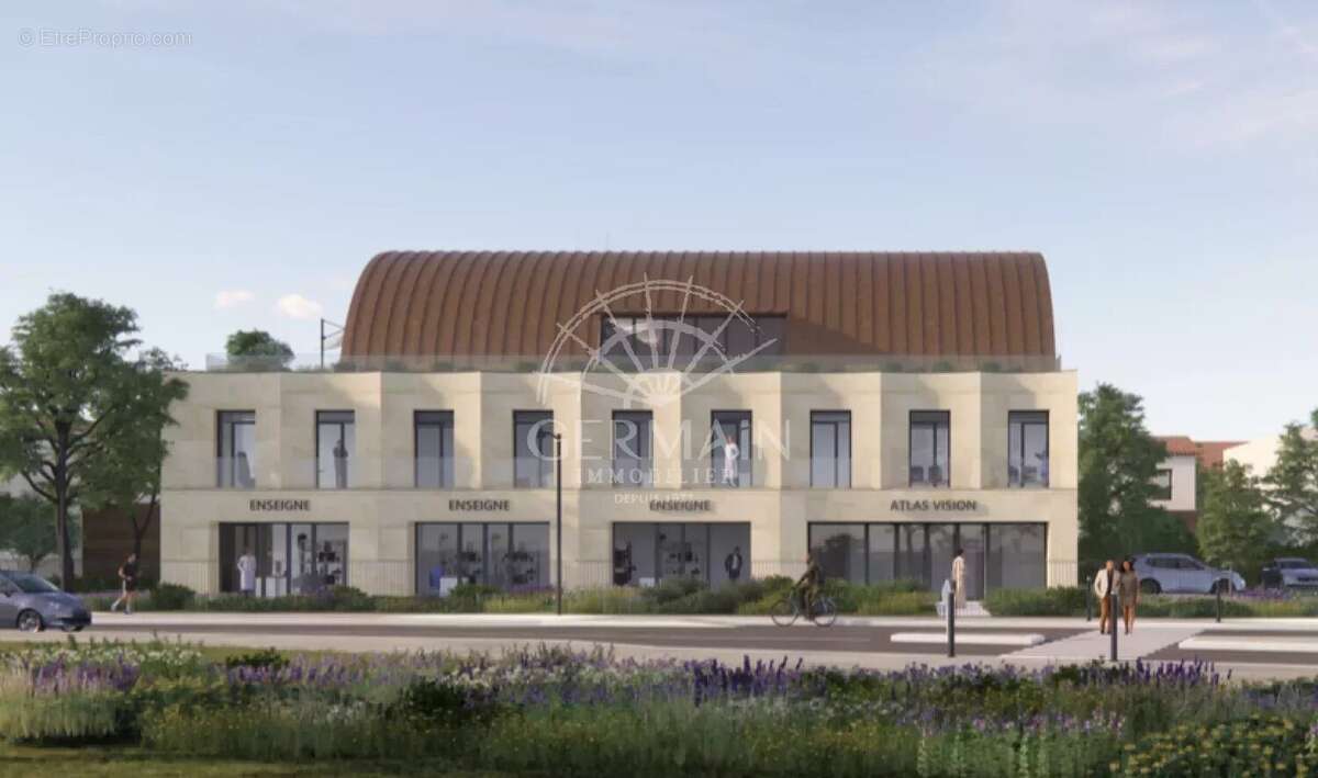 Commerce à L'ISLE-SUR-LA-SORGUE