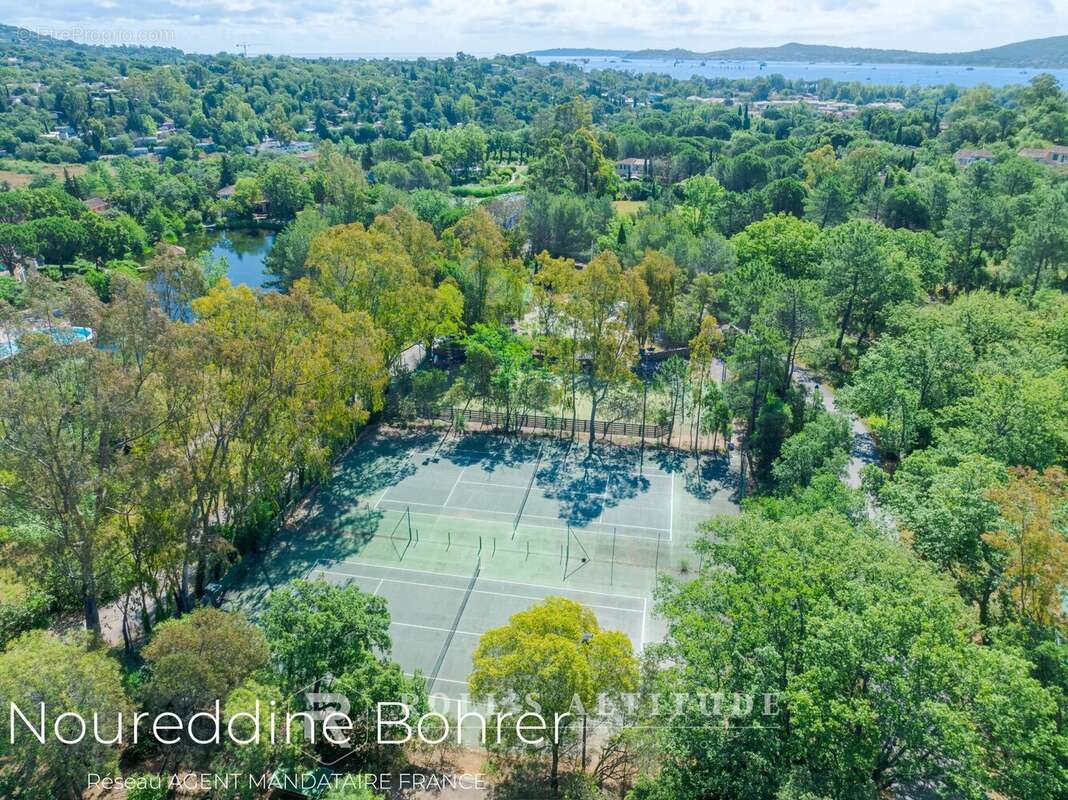 Appartement à GRIMAUD