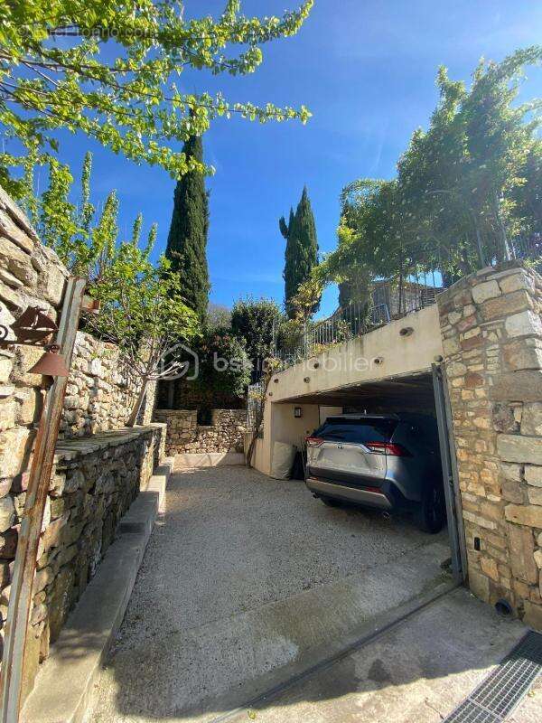 Maison de caractere avec jardin d'exception,piscine et vue imprenable-proche uzes - photo 9