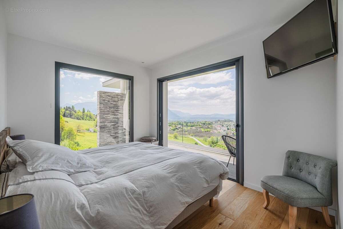 Maison à COUBLEVIE