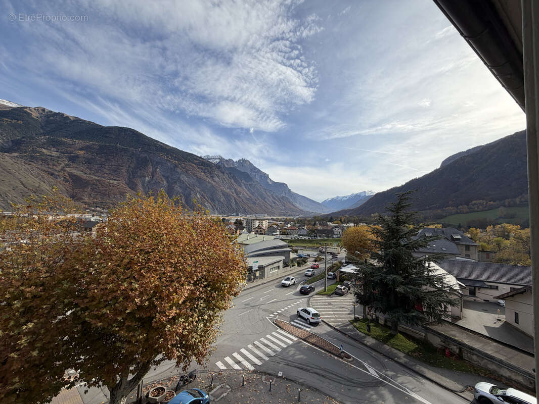 Appartement à SAINT-JEAN-DE-MAURIENNE