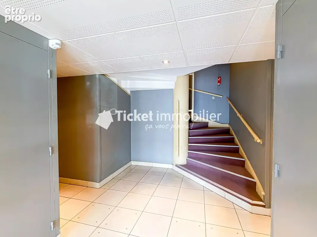 Appartement t2 50m2 tarbes avec balcon, place de parking etc ... - photo 16