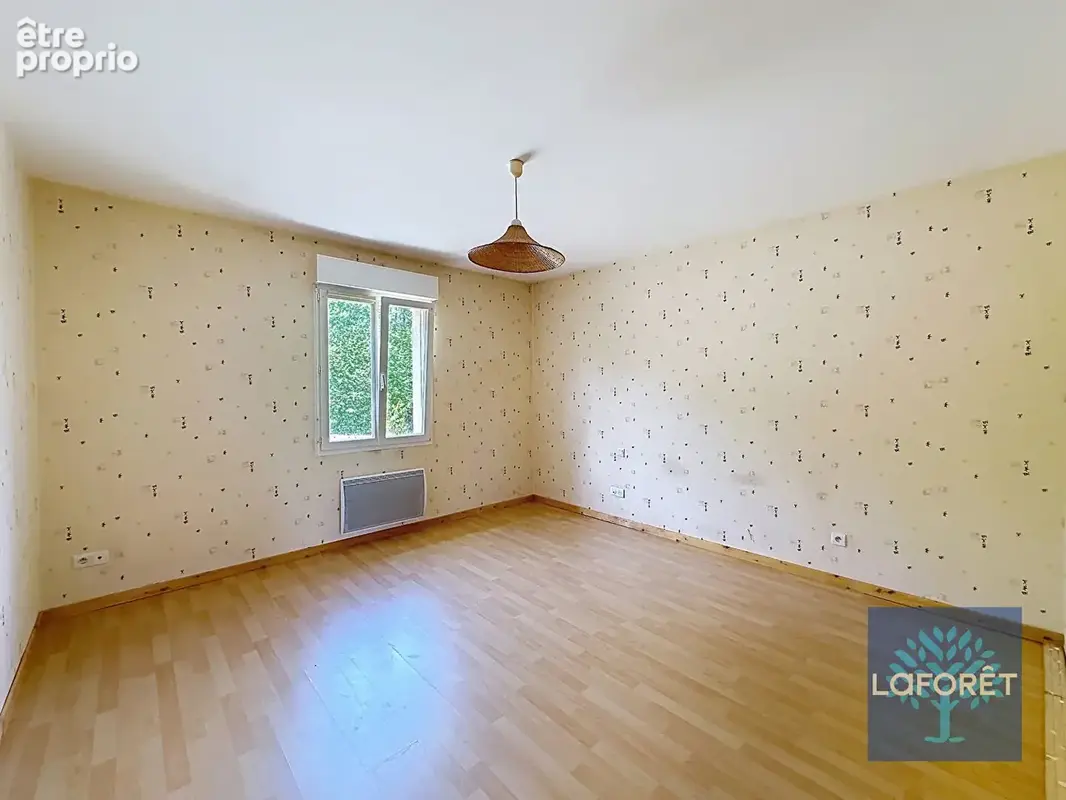 Maison Le Montsaugeonnais 5 pièce(s) 130 m2 - photo 8