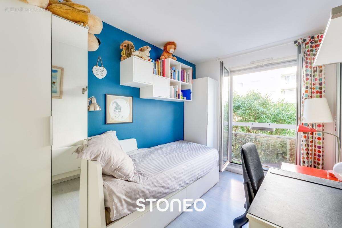 Appartement à PARIS-14E