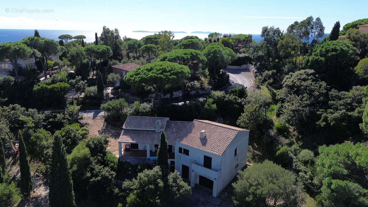 Maison à LA CROIX-VALMER