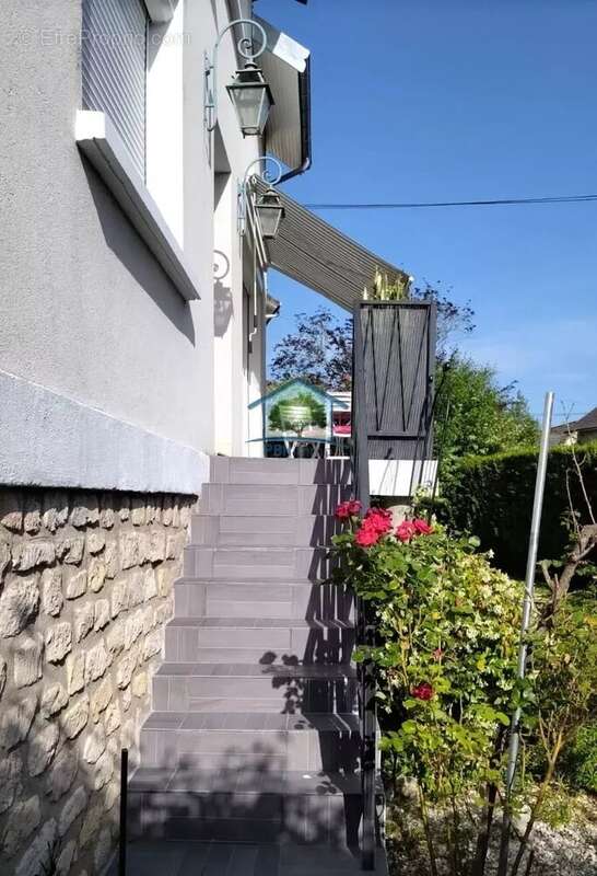 Maison à LIMAY