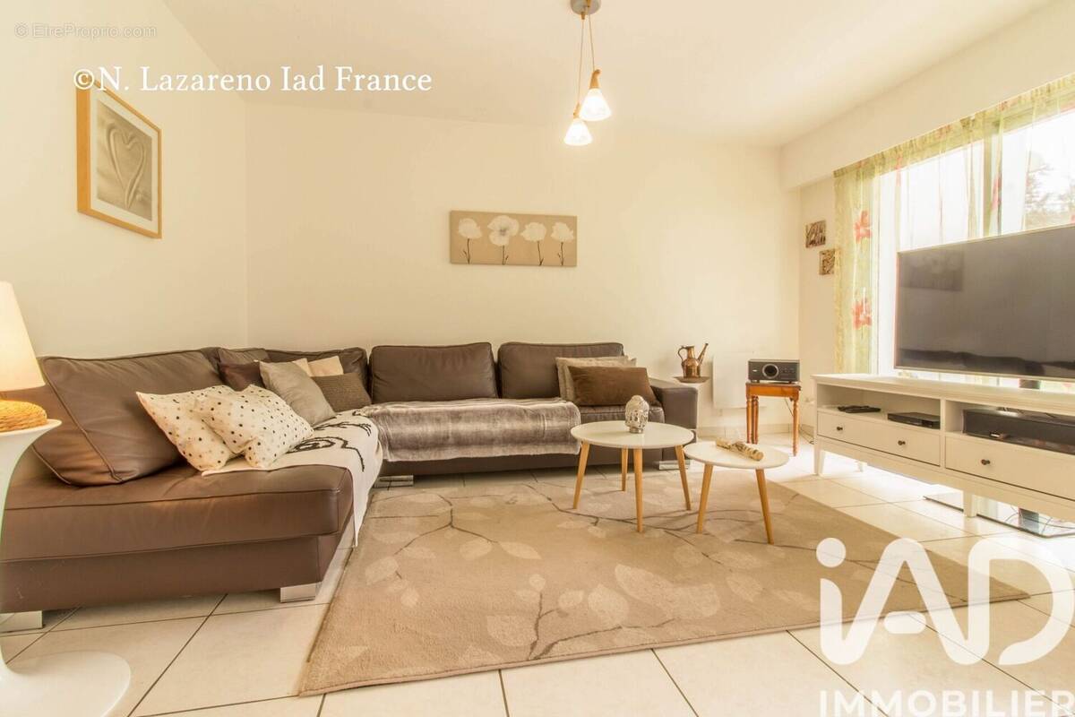 Photo 1 - Maison à SAINT-JEAN-DE-BRAYE