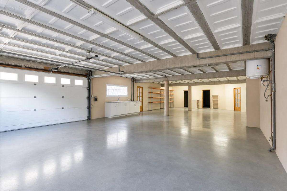 Maison de 9 pièces de 320 m² à 10min d'Albi - photo 12