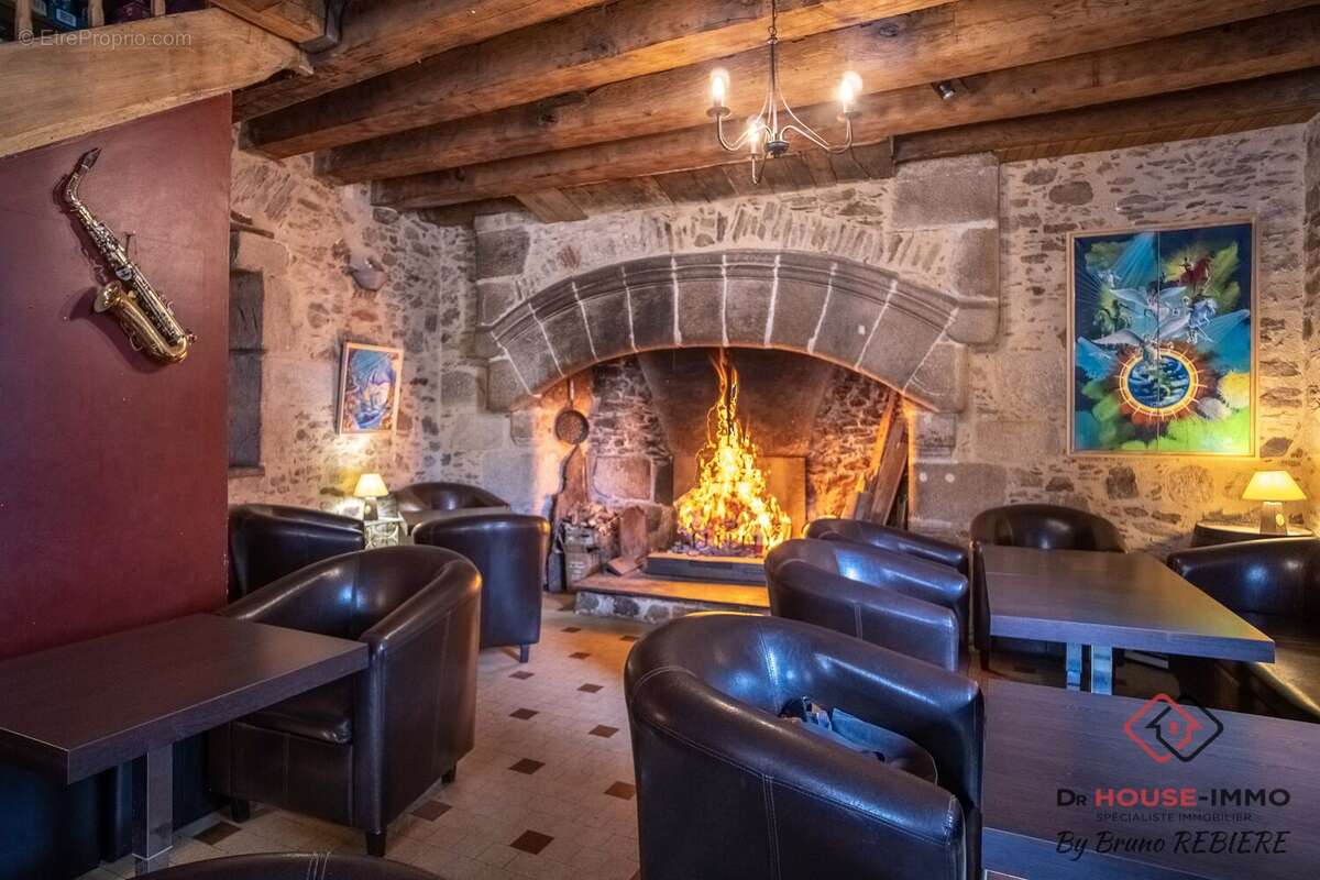 Appartement à CHALUS