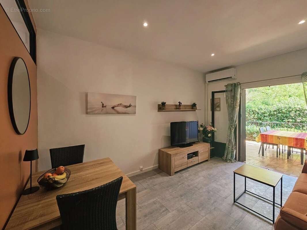 Appartement à FREJUS