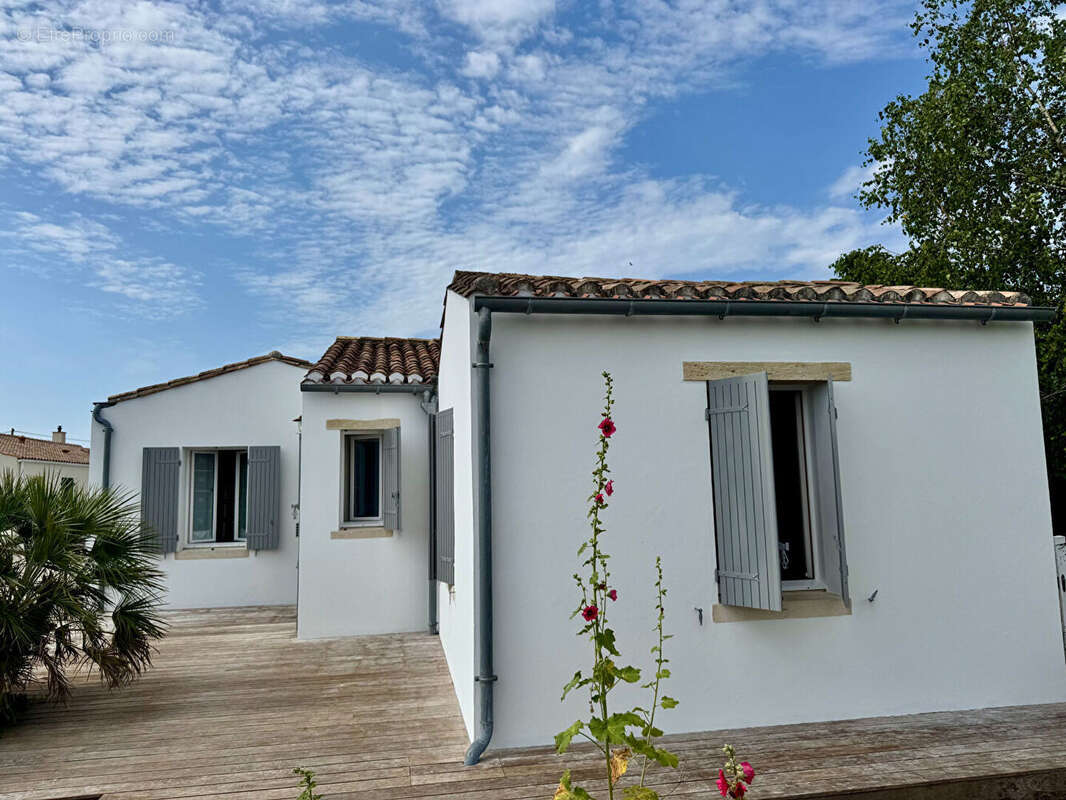 Charmante maison 3 chambres sur terrain de 1084 m² proche plage - photo 4
