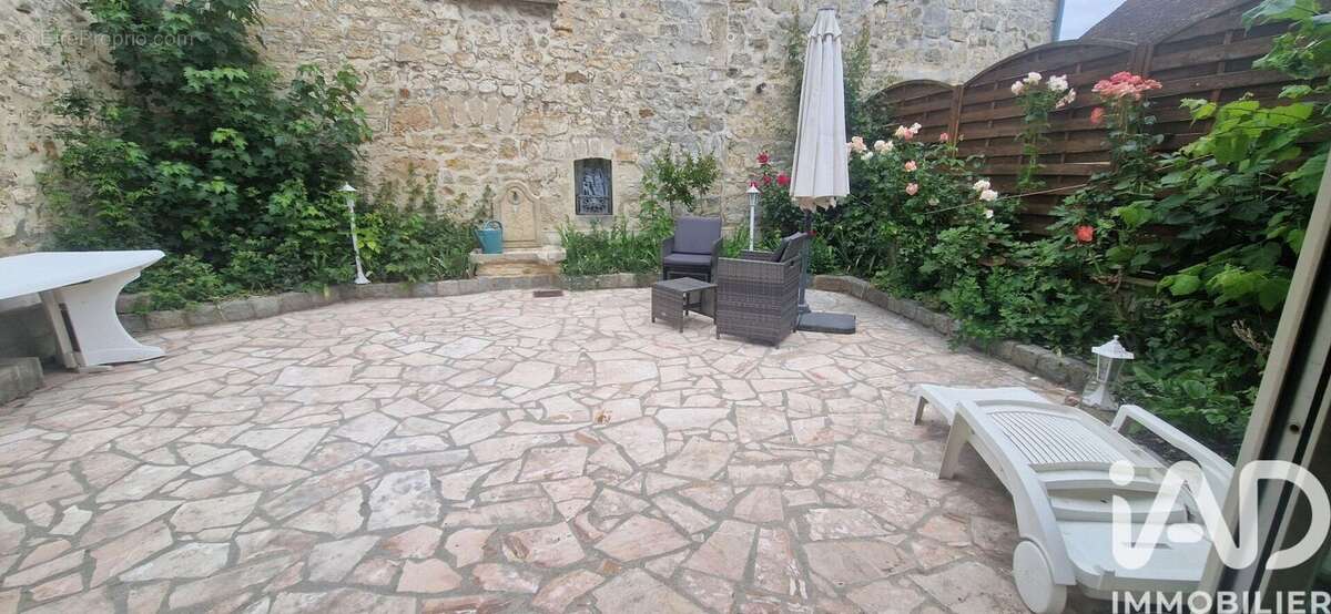 Photo 3 - Maison à LE PERCHAY