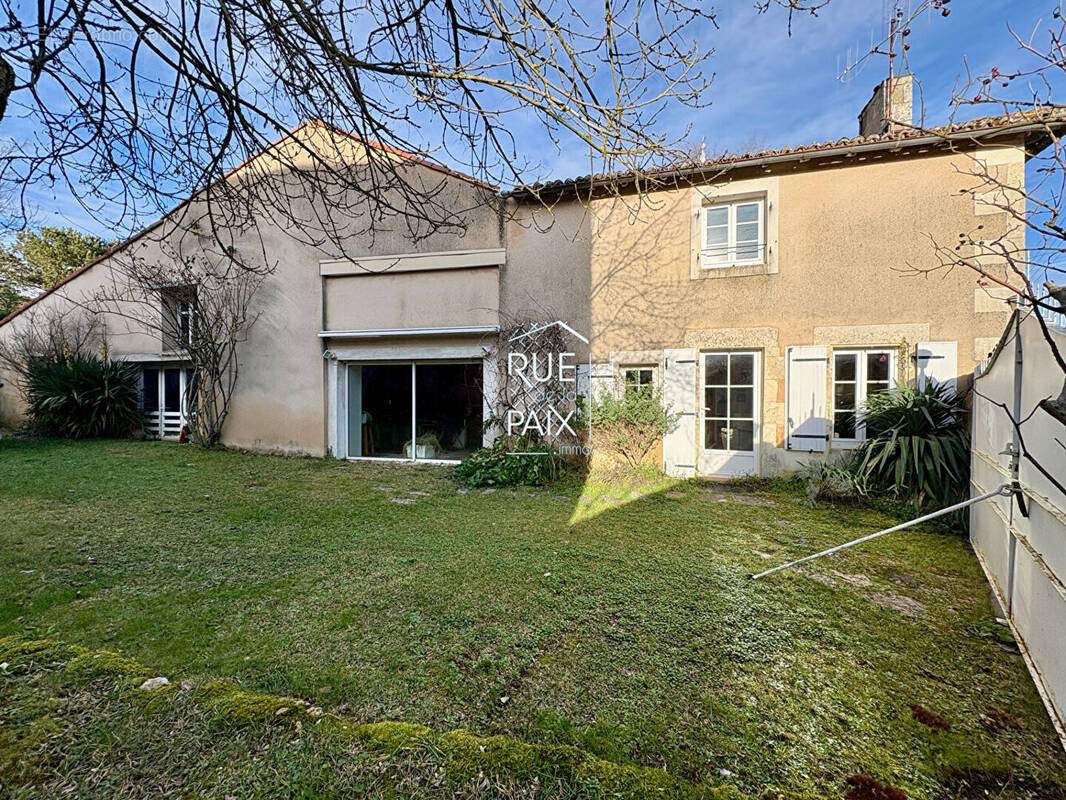 Maison à MAILLE