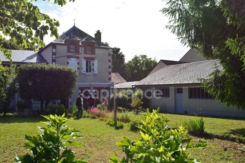 Maison à SANCERGUES