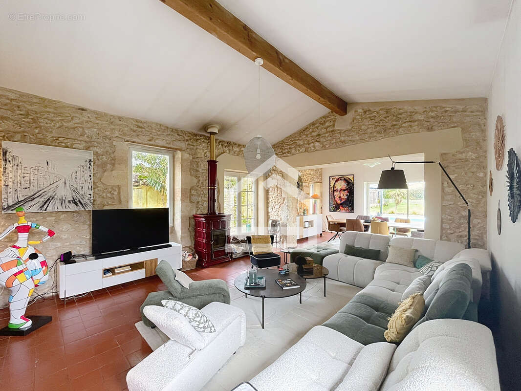 Maison à SAINT-LAURENT-MEDOC