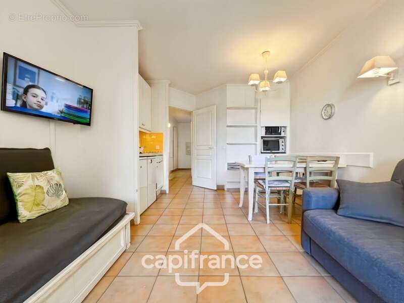 appartement REZ de JARDIN,résidence du lac, 31 m2, chambre ouverte, grande salle de douche, rangements, cave collective - photo 7