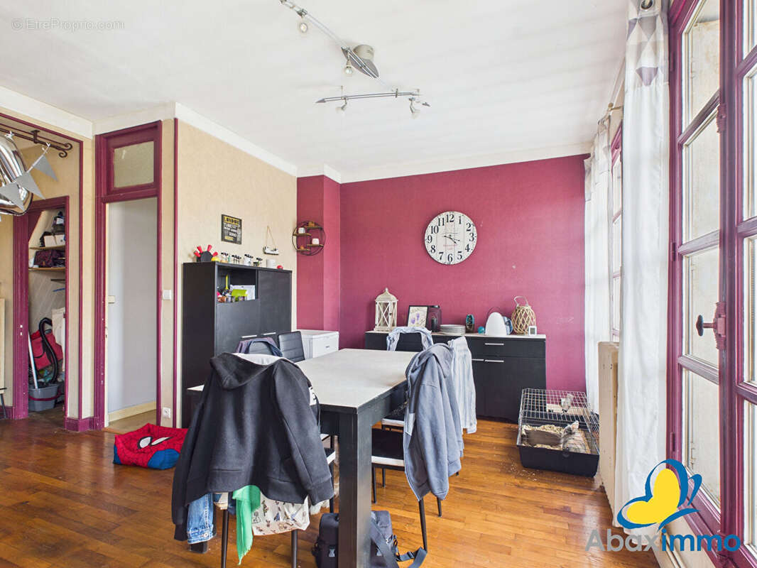 Appartement à FALAISE