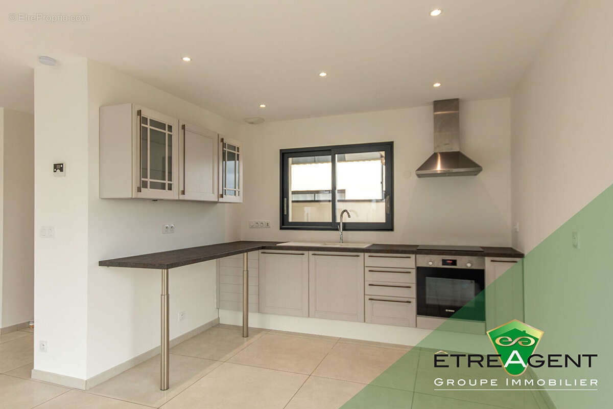 Maison ARGENCES - 124 m² - 4 chambres - photo 8