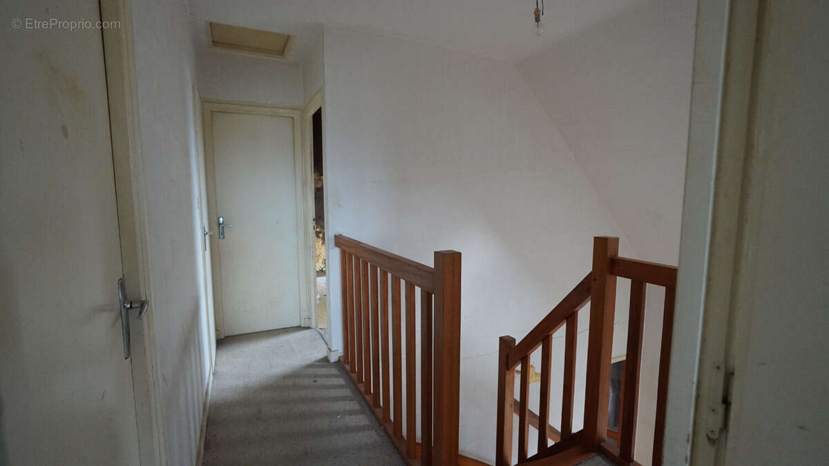 Maison à LOCMINE