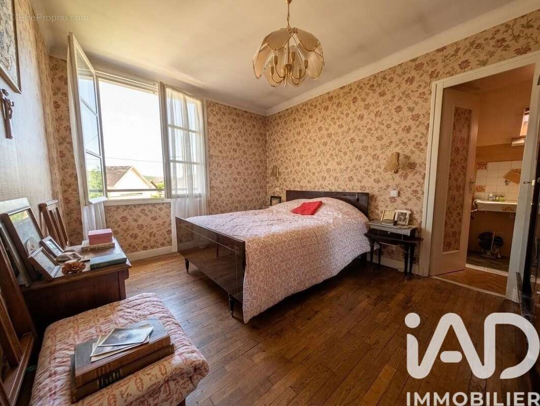 Photo 6 - Maison à TERRASSON-LAVILLEDIEU