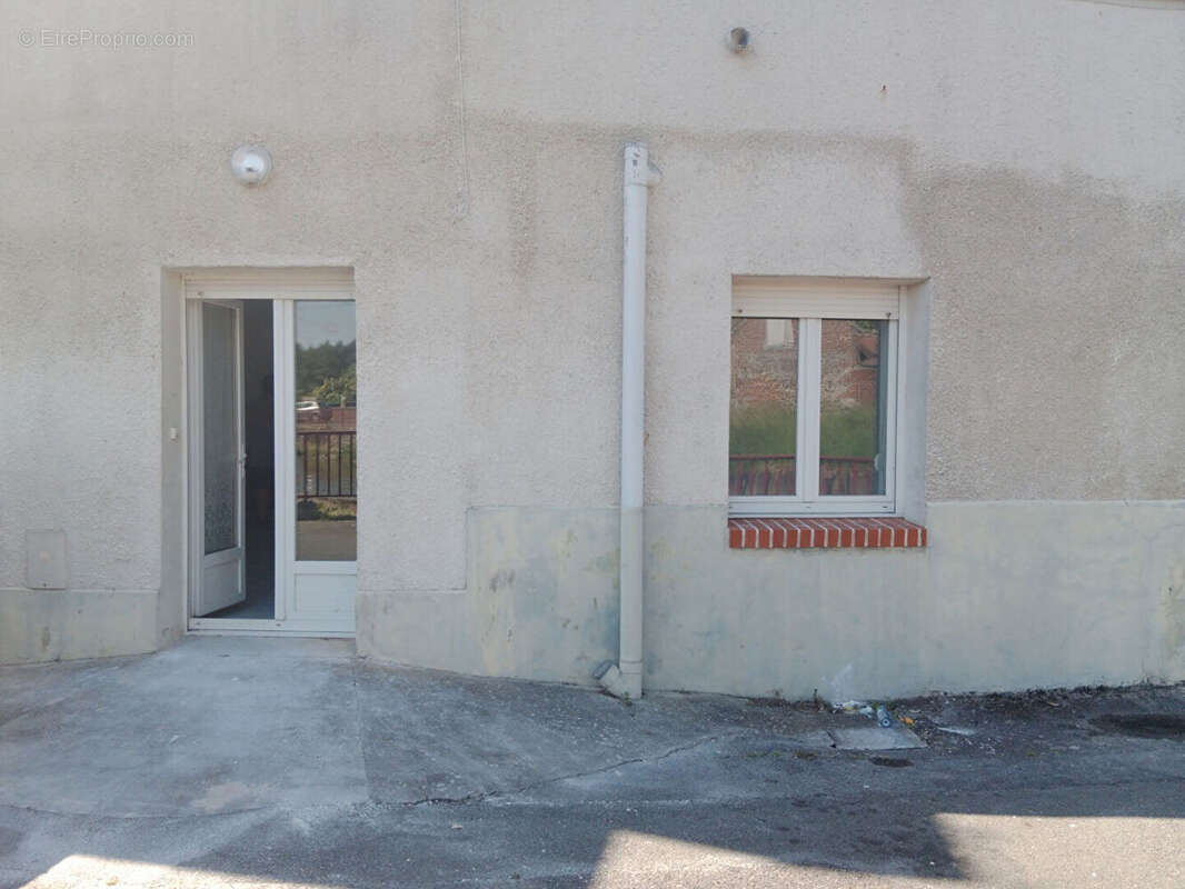 Appartement à ETREUX