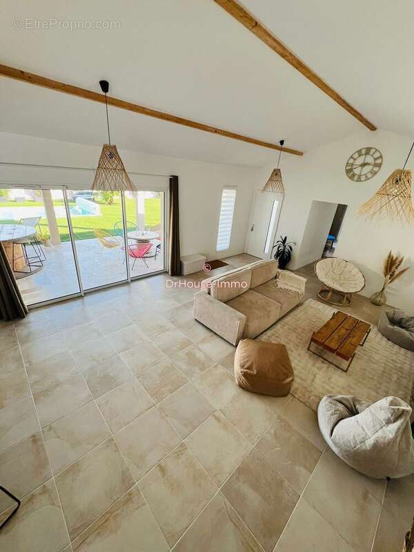 Maison à SAINT-LAURENT-DES-VIGNES