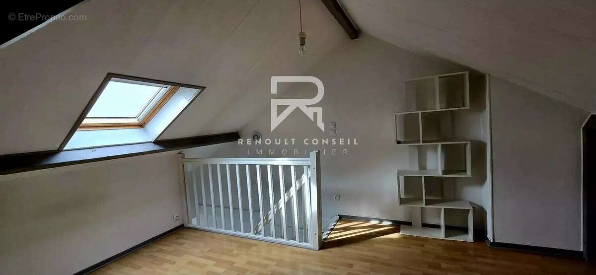 Appartement à LES DAMPS