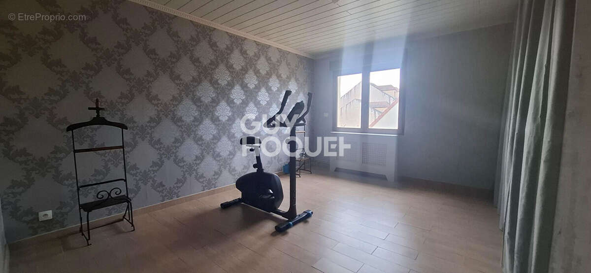 Maison à LES MUREAUX