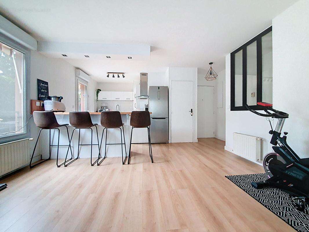 Appartement à MIONS