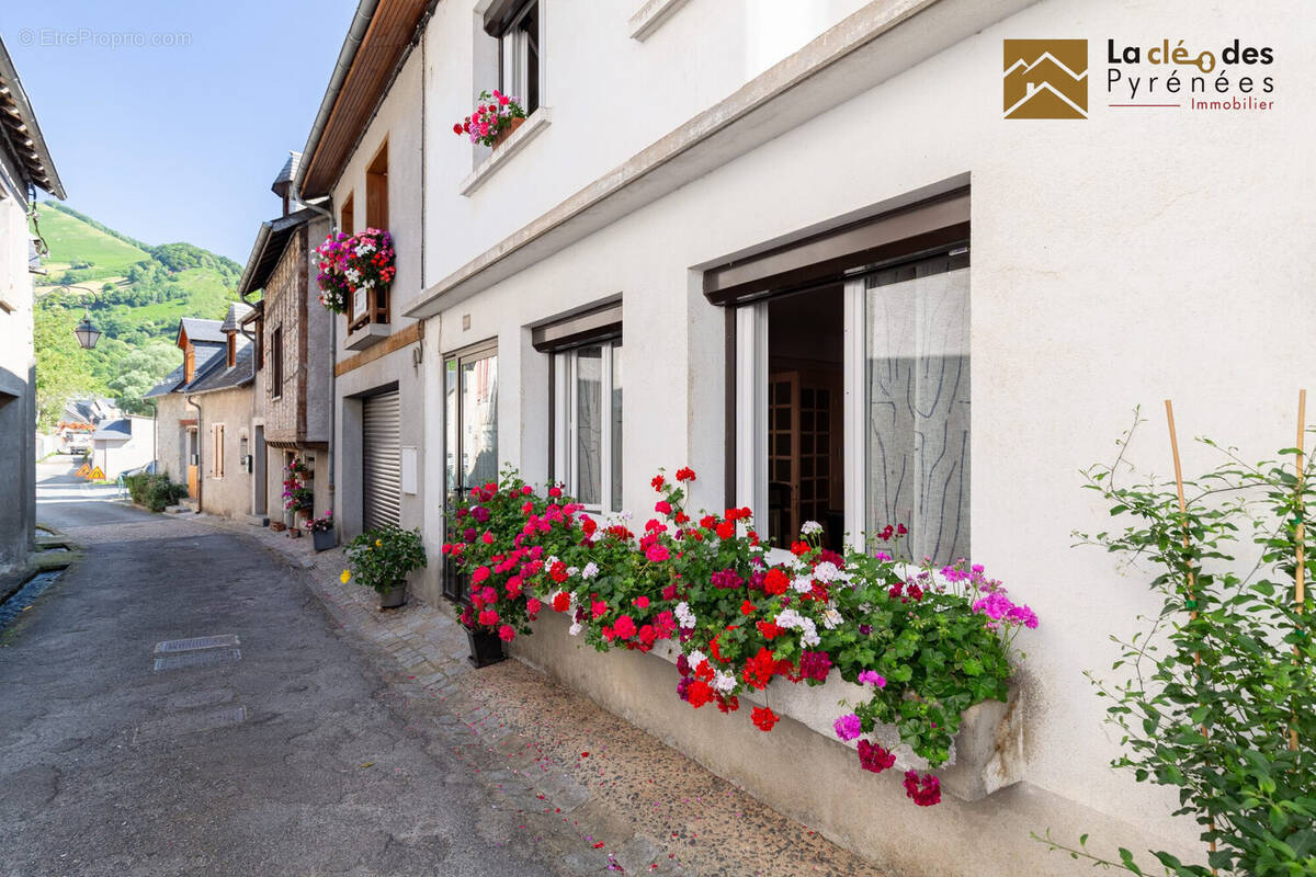 Maison à SARRANCOLIN