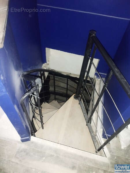 Tres beau bar avec extraction licence iv- paris 6 location gerance possible - photo 10