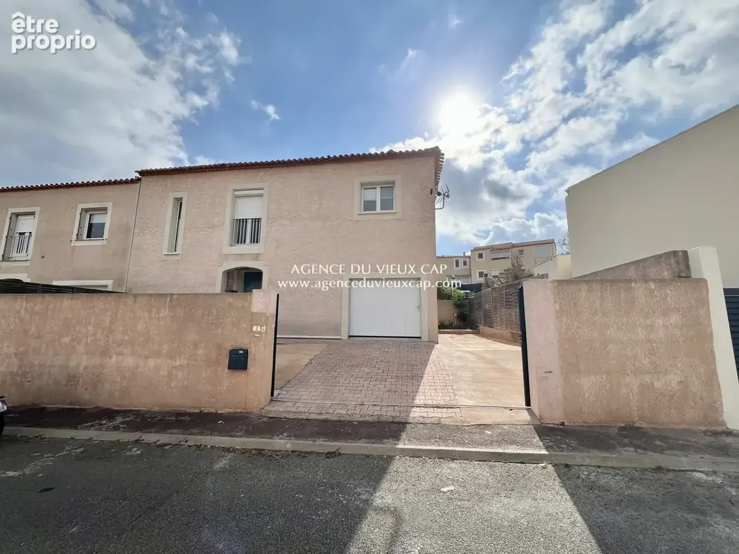 Maison 5 pieces en r+1 sur cap d'agde avec garage - quartier vieux port - emplacement ideal proche plage - photo 2
