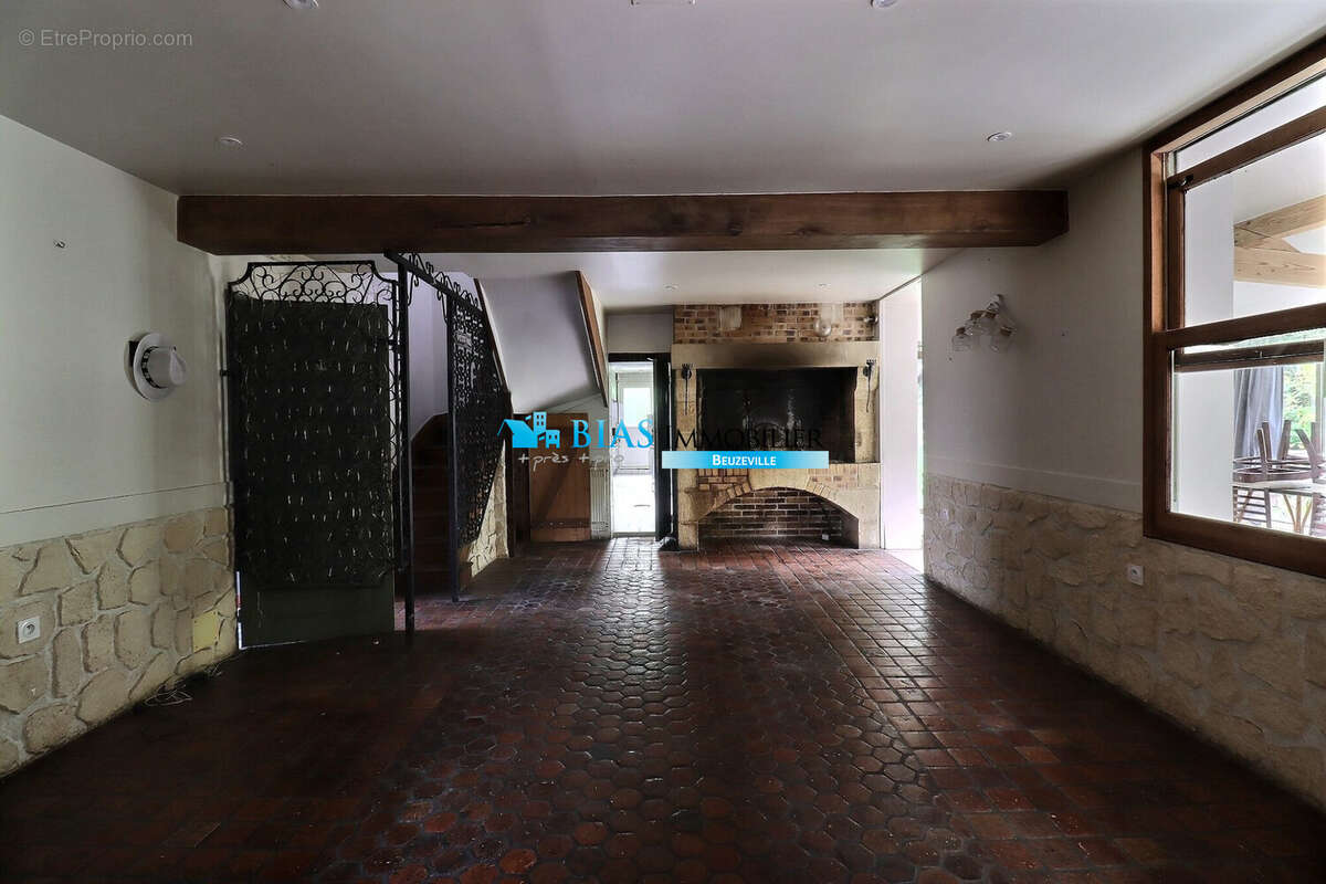 Maison à QUETTEVILLE