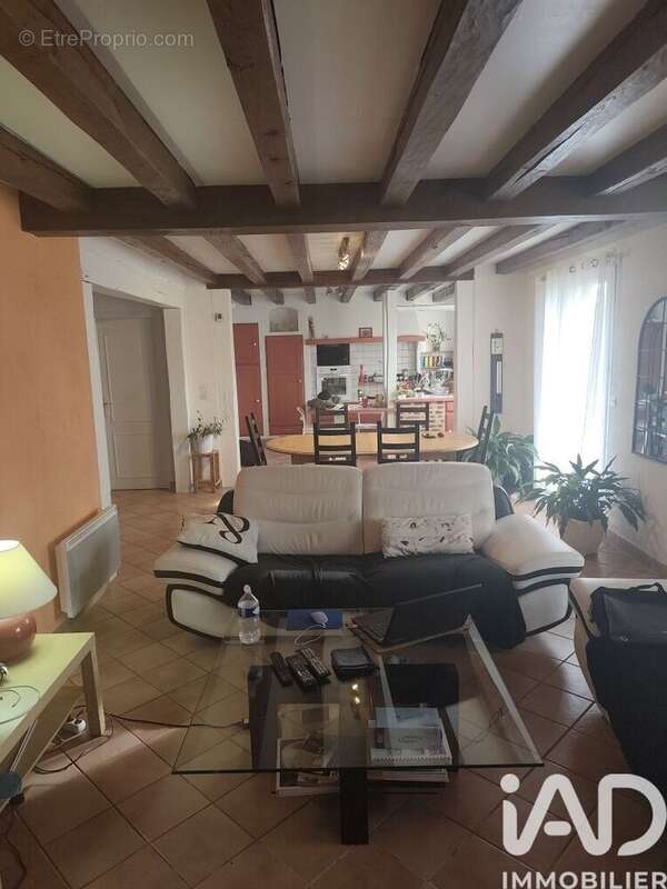 Photo 6 - Maison à CHARENTILLY
