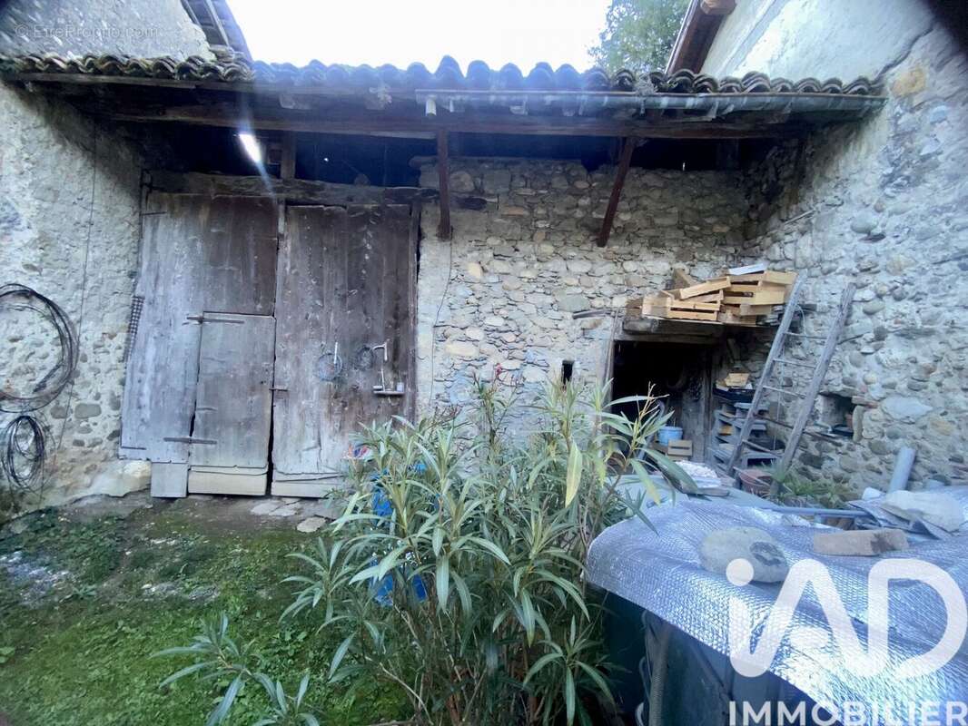 Maison 65 m² à Chapareillan  - photo 2