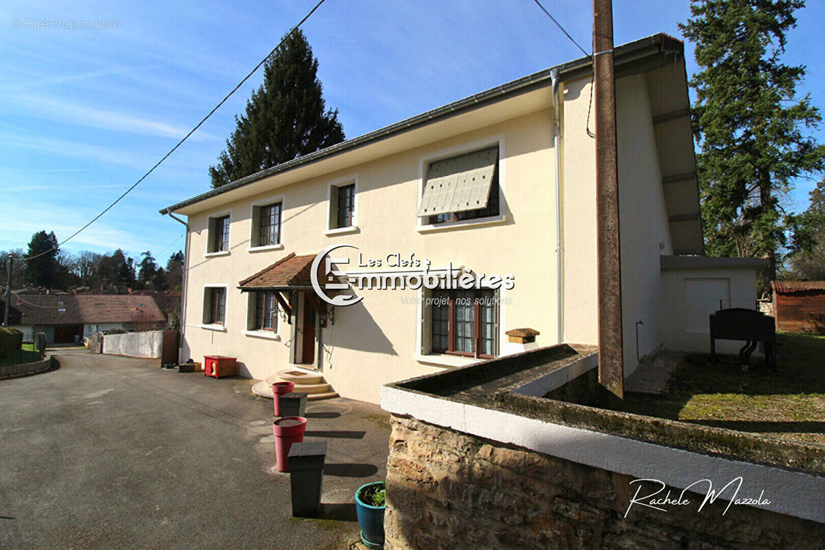 Maison à SAINT-AMOUR