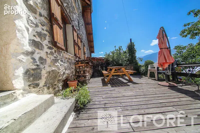 ** appartement type 4 - puy sanières - 4 pièces - photo 2