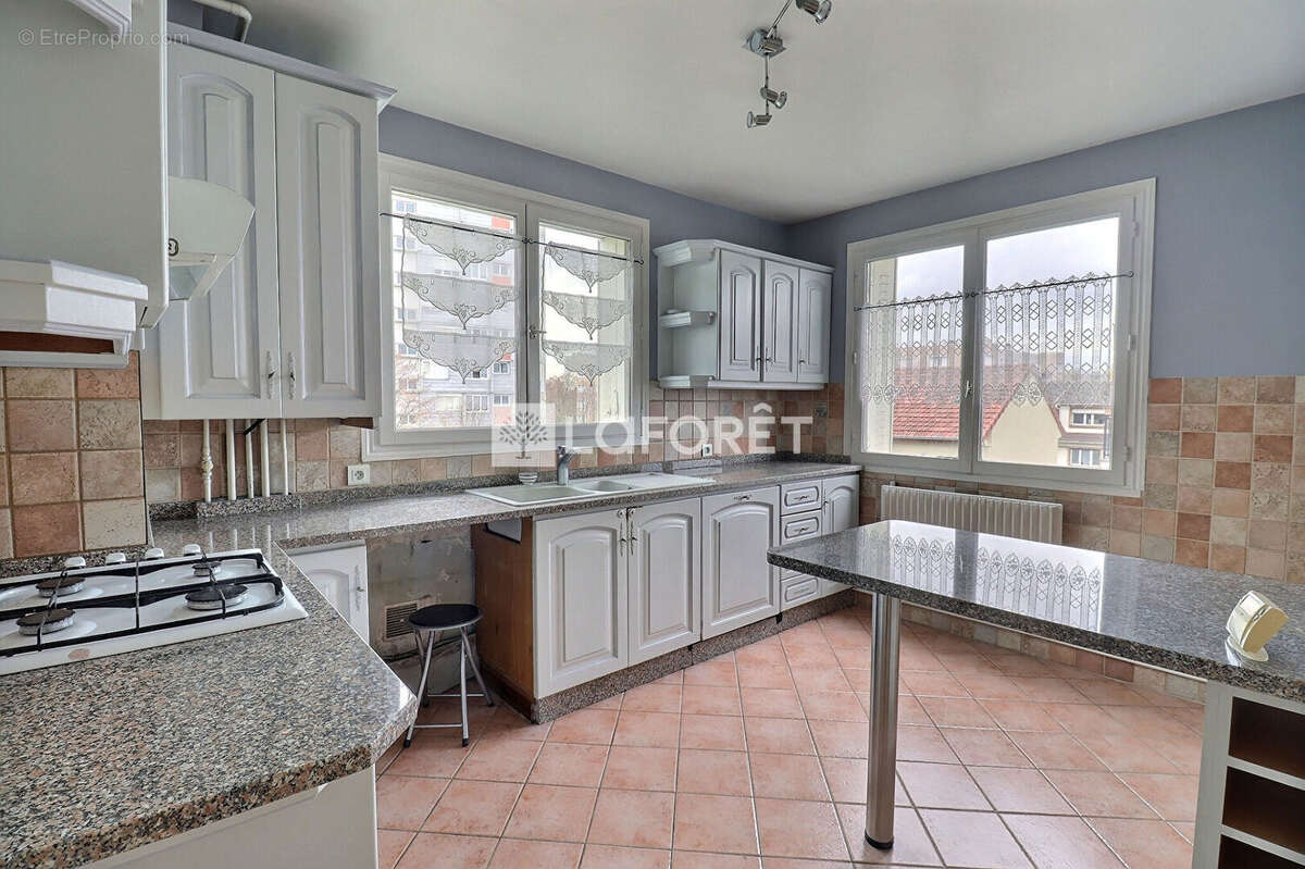 Appartement à VILLEJUIF