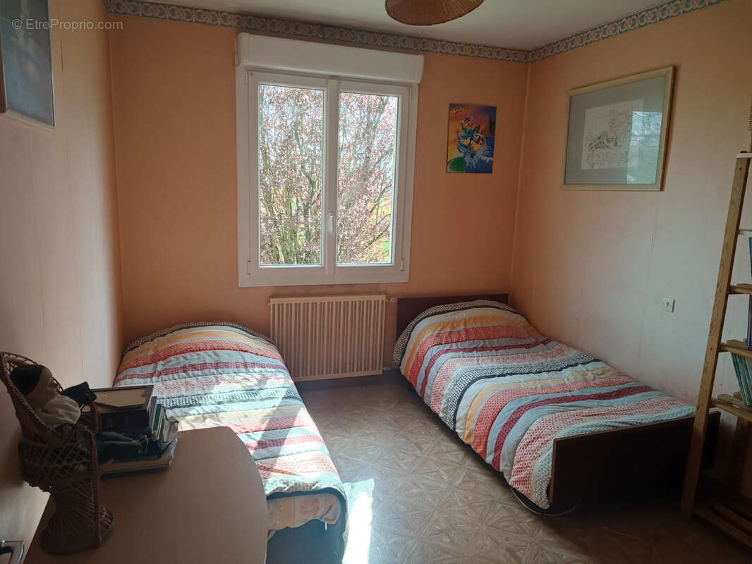 Maison à LES HERBIERS