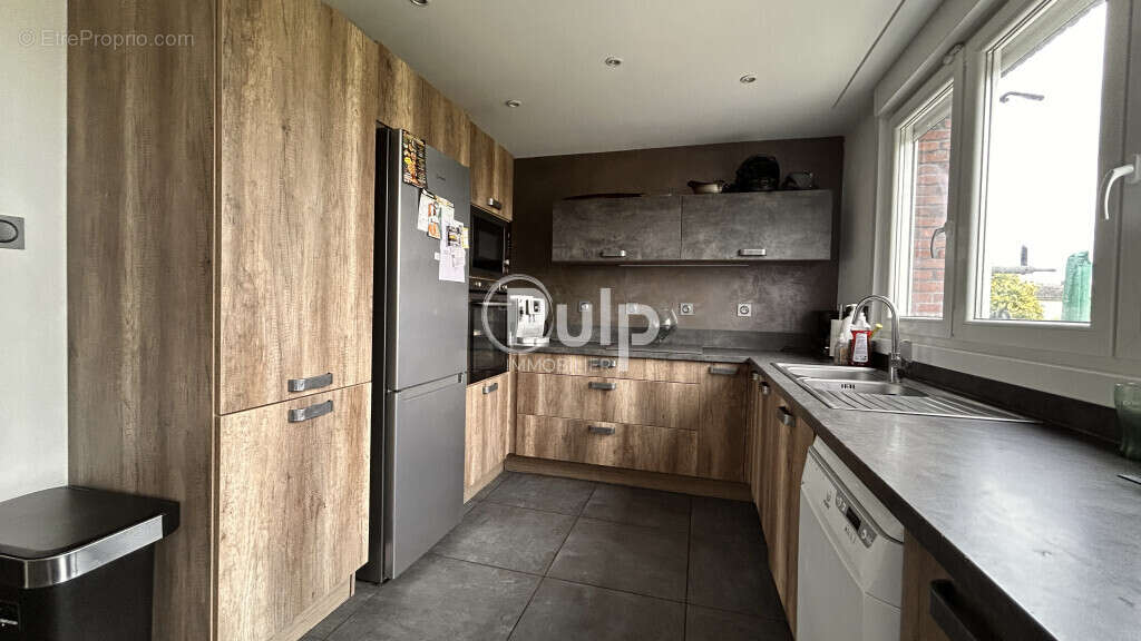 Maison à SIN-LE-NOBLE