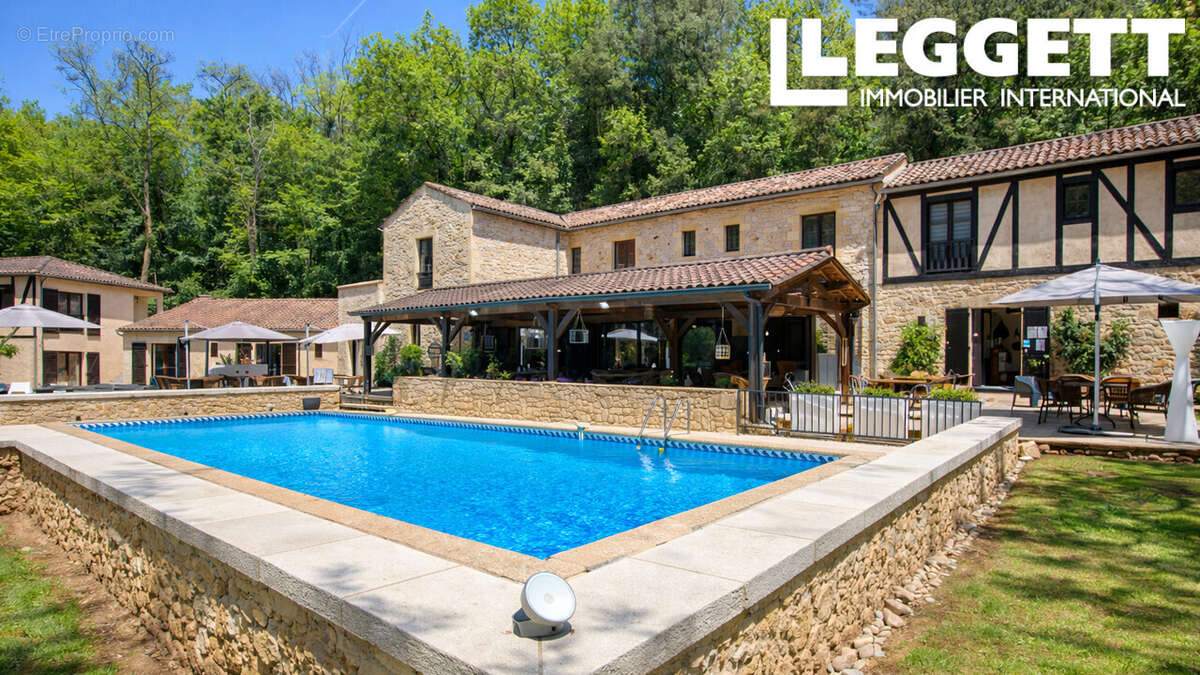 Commerce à CARSAC-AILLAC