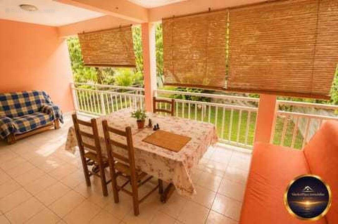 Appartement 77 m² à Saint-Louis  - photo 6
