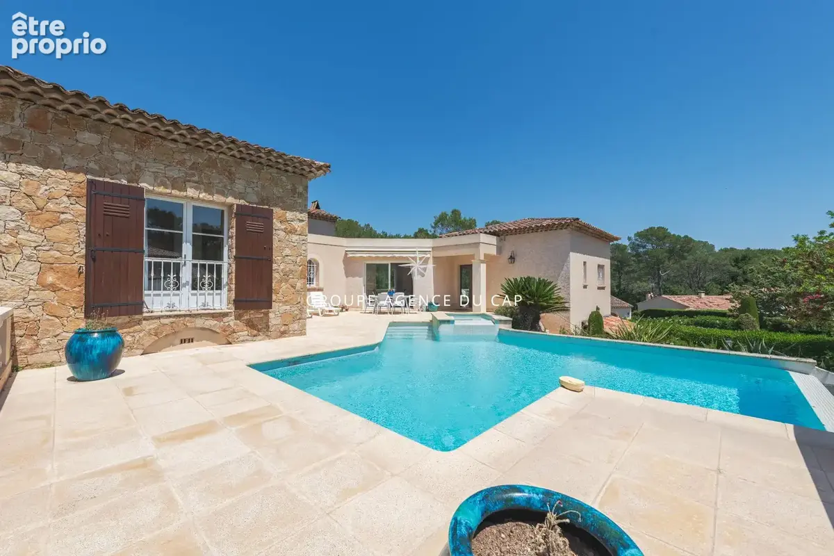 Maison à SAINT-RAPHAEL