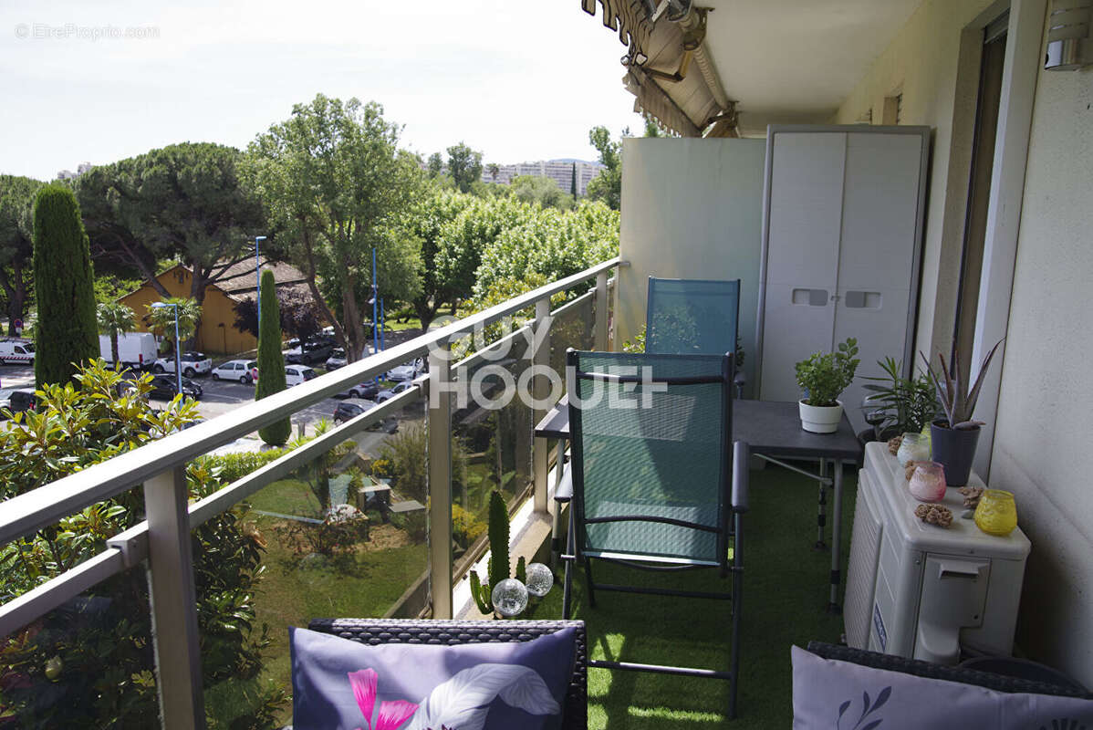 Appartement à MANDELIEU-LA-NAPOULE