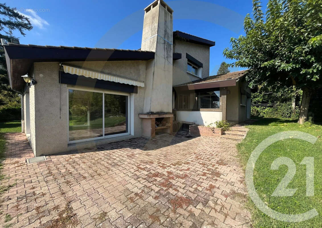 Maison à BOURGOIN-JALLIEU